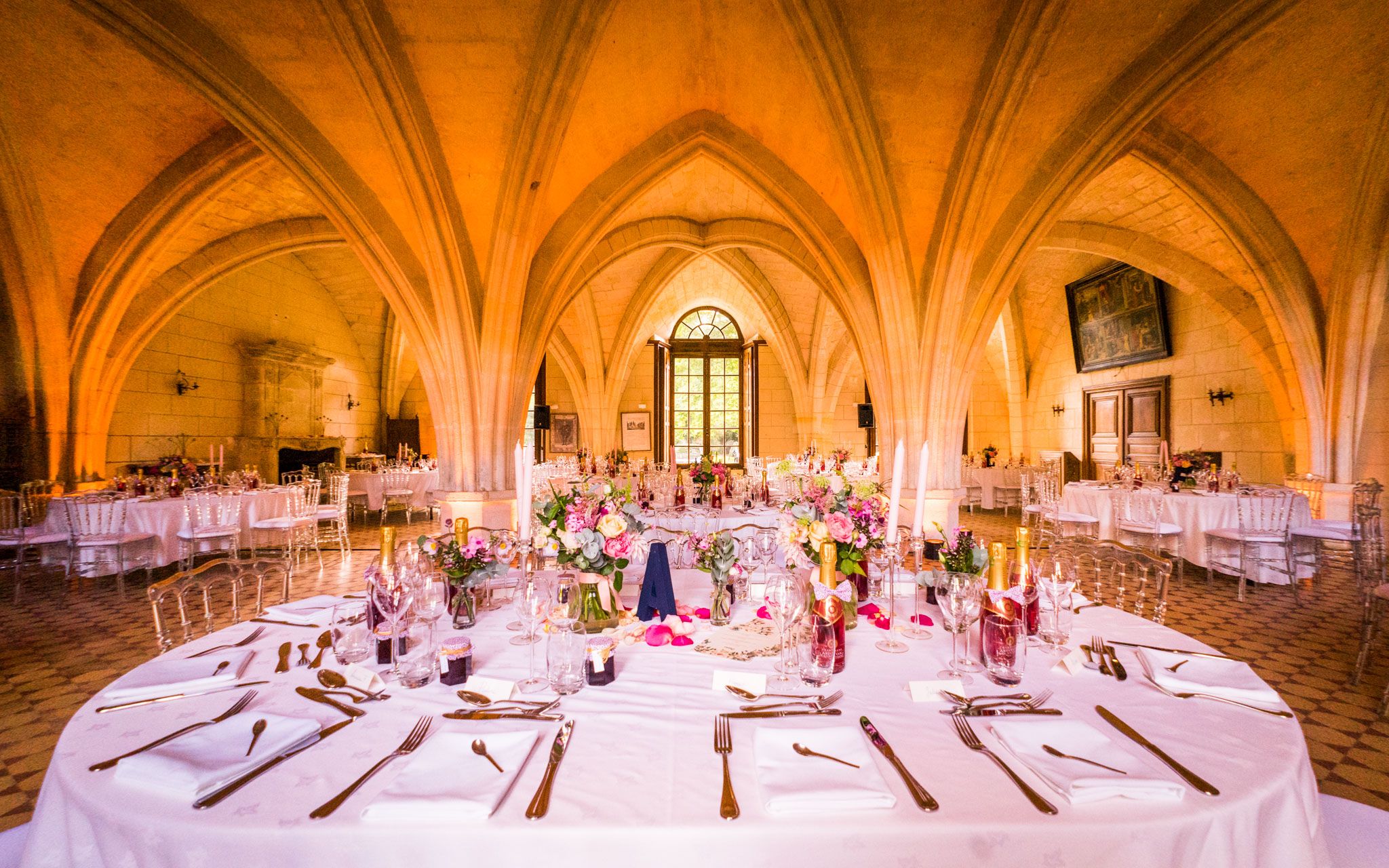Cellier de l’Abbaye de Longpont pour un mariage Soirée DJ de mariage