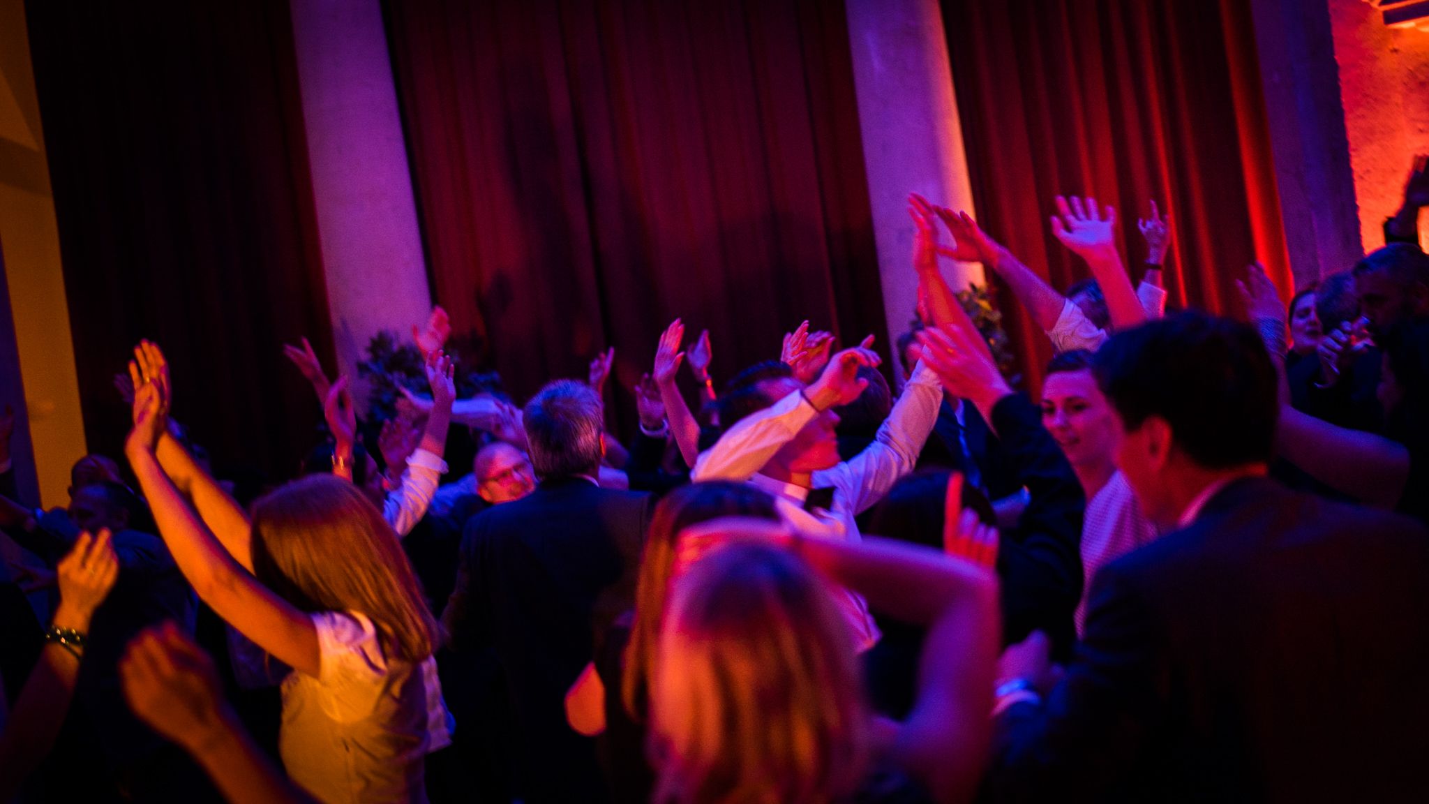 Soirée DJ durant un mariage à l’Ecole Militaire DJ à l’École Militaire à Paris